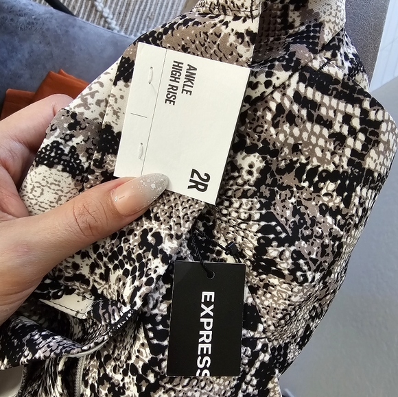 Express snake ankle pants - Picture 4 of 4